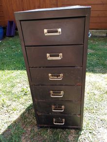 Metal drawer unit