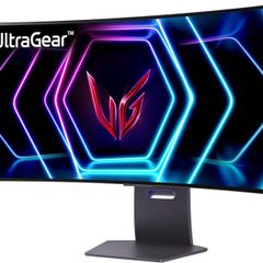 LG UltraGear Curved OLED Gaming Monitor 39GS95QE