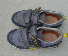 Biomecanics kids trainers UK1 / EU33