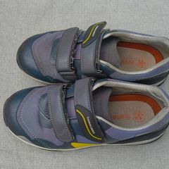 Biomecanics kids trainers UK1 / EU33