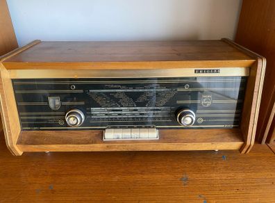 Vintage Radio