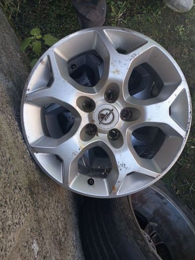 15 Opel wheel