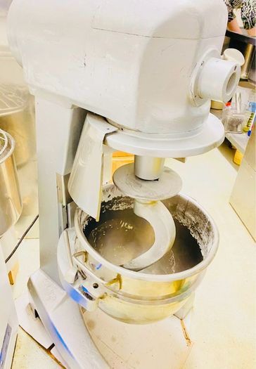 Commercial Heavy-Duty Dough Mixer Used, Fully Working