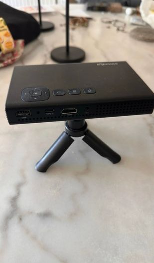 Elephas Mini Projector