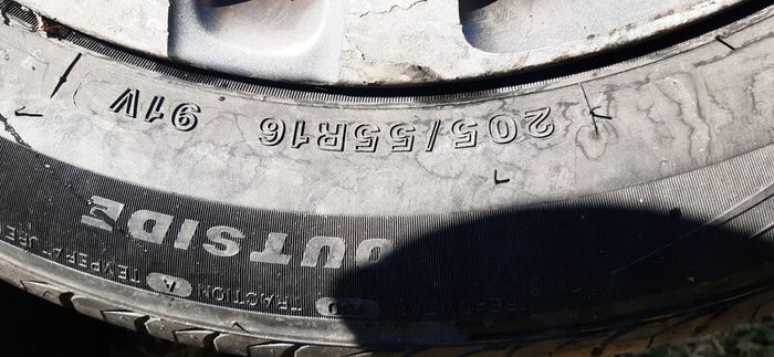 Alloy wheels