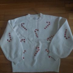 Girl's christmas jumper
