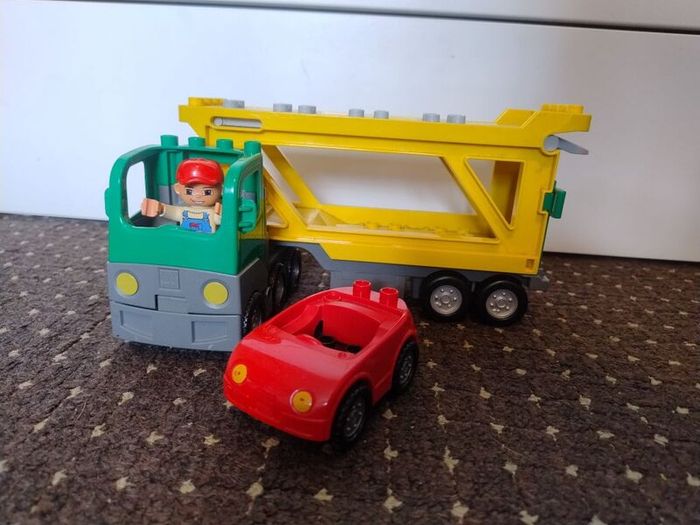 Lego Duplo Car Transporter