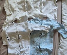 Newborn clothes bundle