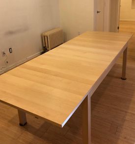bjursta extendable dining table