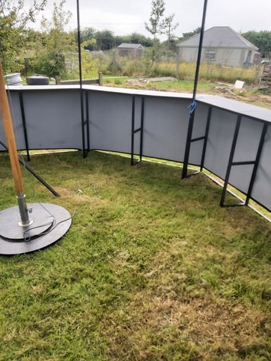 outdoor bar/food area