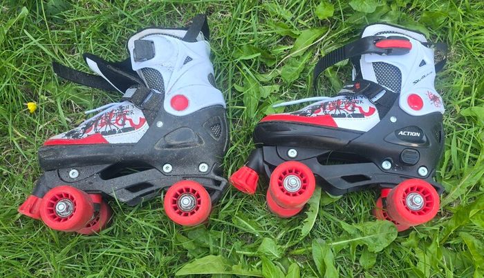 kids Skate medium size in good condition