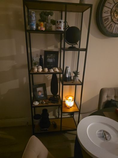 Shelving Unit