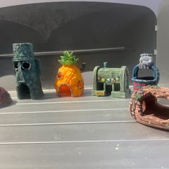 Penn-Plax Officially Licensed Spongebob Squarepants  Fish Tank Decorations |