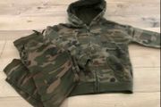 Boys tracksuits set size 6/7 years old