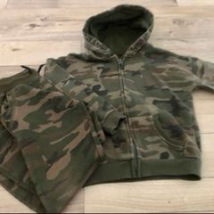 Boys tracksuits set size 6/7 years old