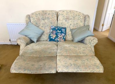 Celebrity Brand Manual Recliner Chairs