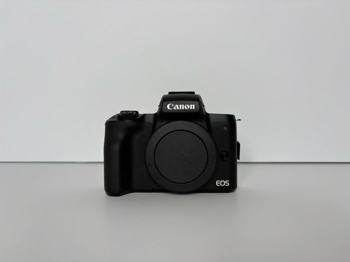 Canon M50 Mark II Bundle