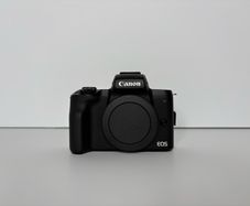 Canon M50 Mark II Bundle