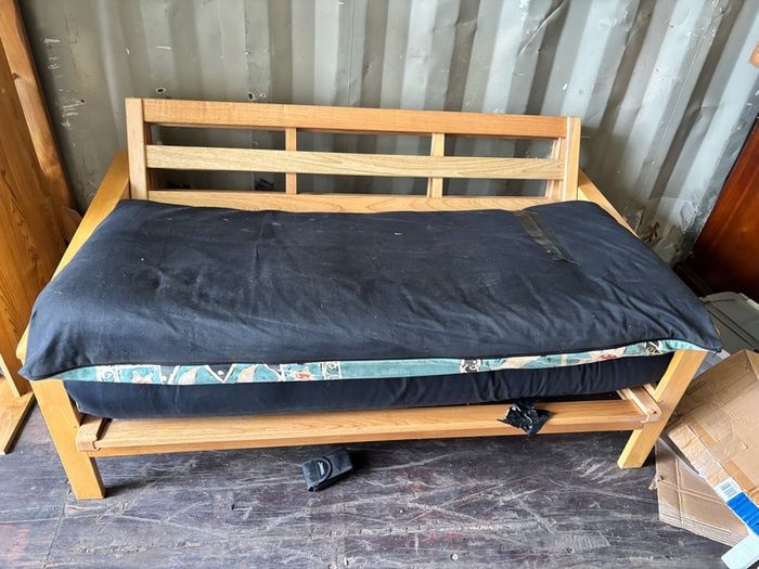 futon