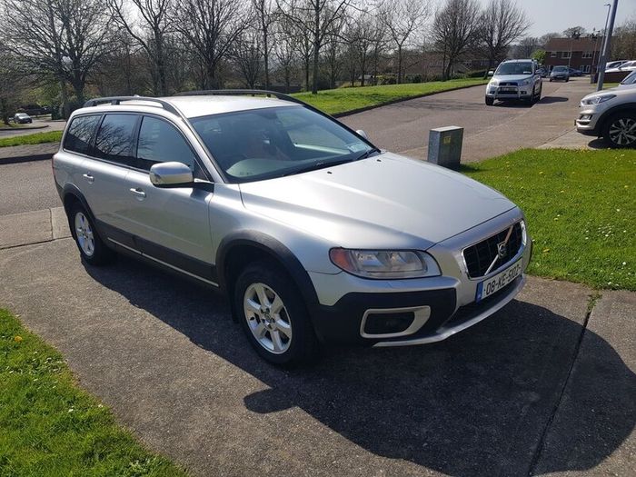 Volvo XC70 2008 all for parts or for fix