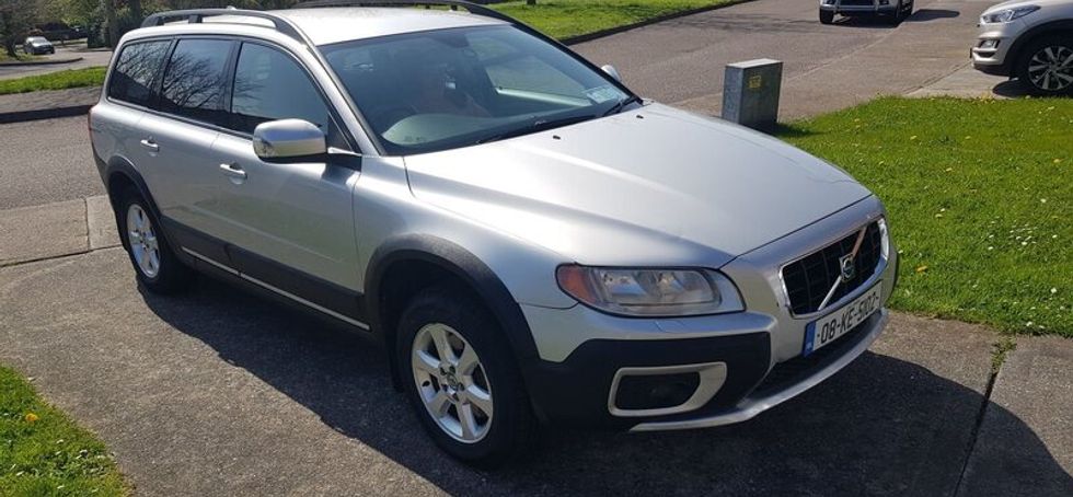 Volvo XC70 2008 all for parts or for fix