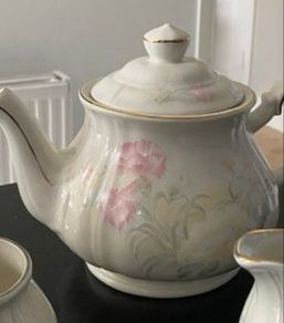 SADLER  Three piece tea set Vintage large Teapot with sugar bowl and jug