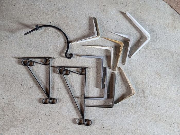 Assortment of Brackets