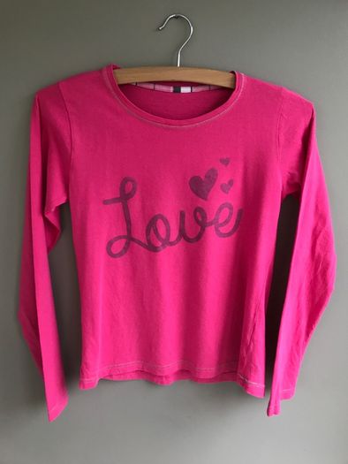 Size 6-8 (31-32 inch chest) pink long sleeved top
