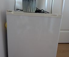 Mini tabletop fridge / freezer 46l