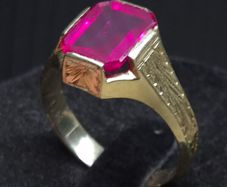 Luxury Vintage Art Deco Style 14K Gold Mens Unisex Ruby Ring