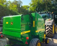 John deere 568 round baler