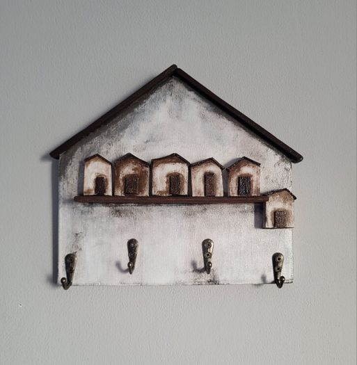 Handcrafted wooden key holder