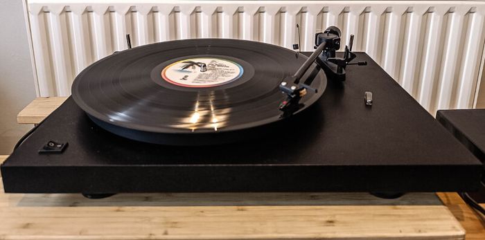 Pro-Ject debut turntable upgraded version with better plater Ortofon included with the original cover