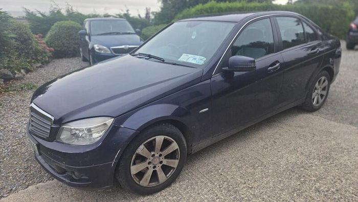 Mercedes-Benz C-Class 2010