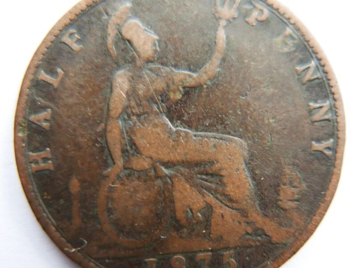 1875  Victoria Half Penny,