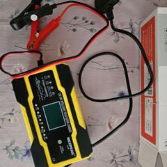 Charger for motorbike or e-scooter battery