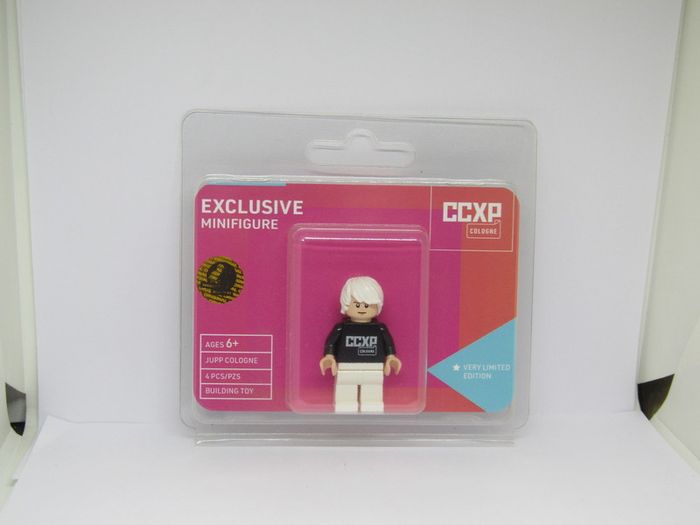 Lego Official Licensed CCXP Minifigure Exclusive Licensed Minifigure Of The CCXP Series With Black Torso The Figure Was Issued At The CCXP Comic Con Experience 2019 In Cologne And Limited Number Of 500 Pieces Made