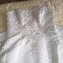 Lovely wedding dress Image 4