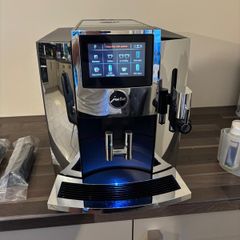 Jura S8 Chrome Coffee Machine  Excellent Condition