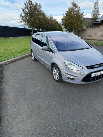 2011 Ford S-max