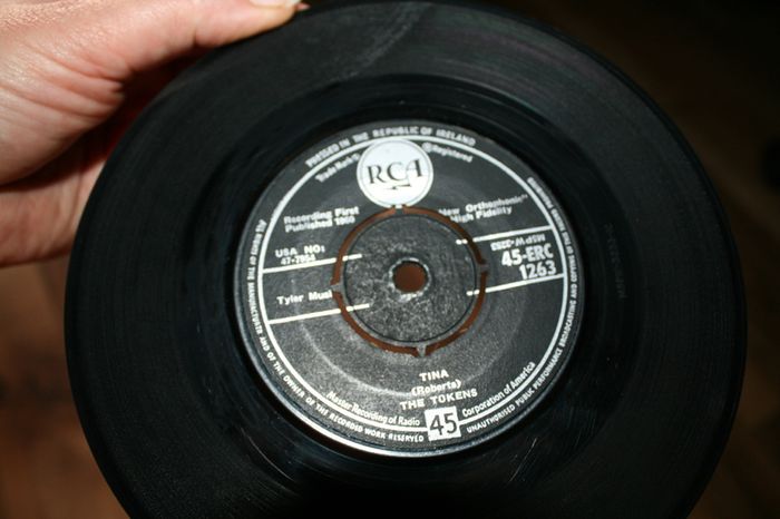 Single Vinyl's  85 pieces