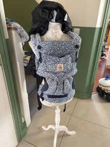 Ergobaby Carrier