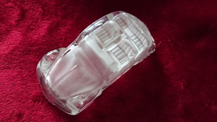 VW BEETLE glass model