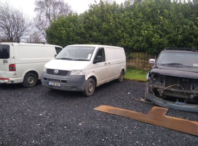 05 transporter t5 breaking