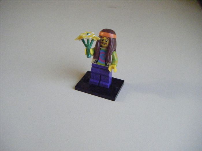 Selection of LEGO Mini Figures Series 7.
