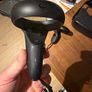 Oculus Quest VR headset with 2 controllers Image 4