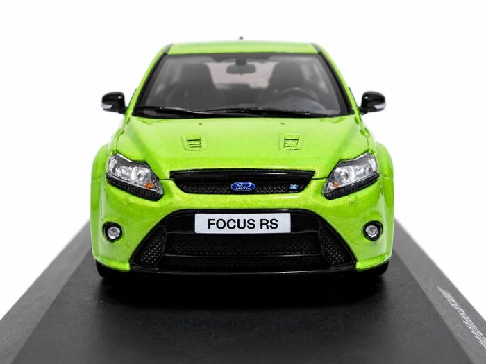 Ford Focus RS MKII  1 43 Scale