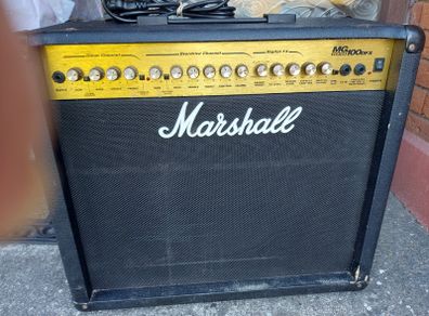 Large Marshall AMP, MG Series, 100 DFX, Output 100 watts RMS into 4 Ohms, very good condition, see pictures