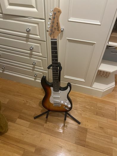 harley benton electric guitar perfect condition never used