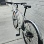 Giant Escape 2 Disc Hybrid Bike Image 2